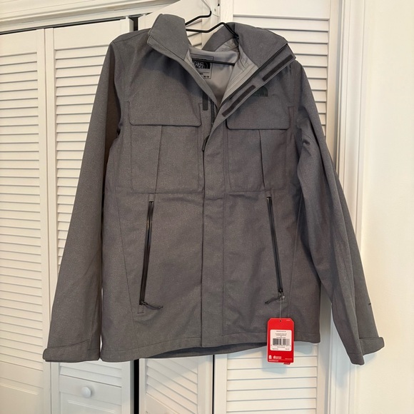 The North Face Men's Charcoal Performance Jacket - Kassler Field